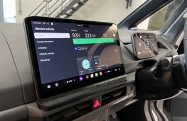 Kia PV5 Cargo, 2025, display screen